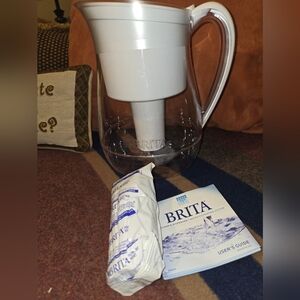 New Brita Water Filter Pitcher Open, No Box, 10 Cup